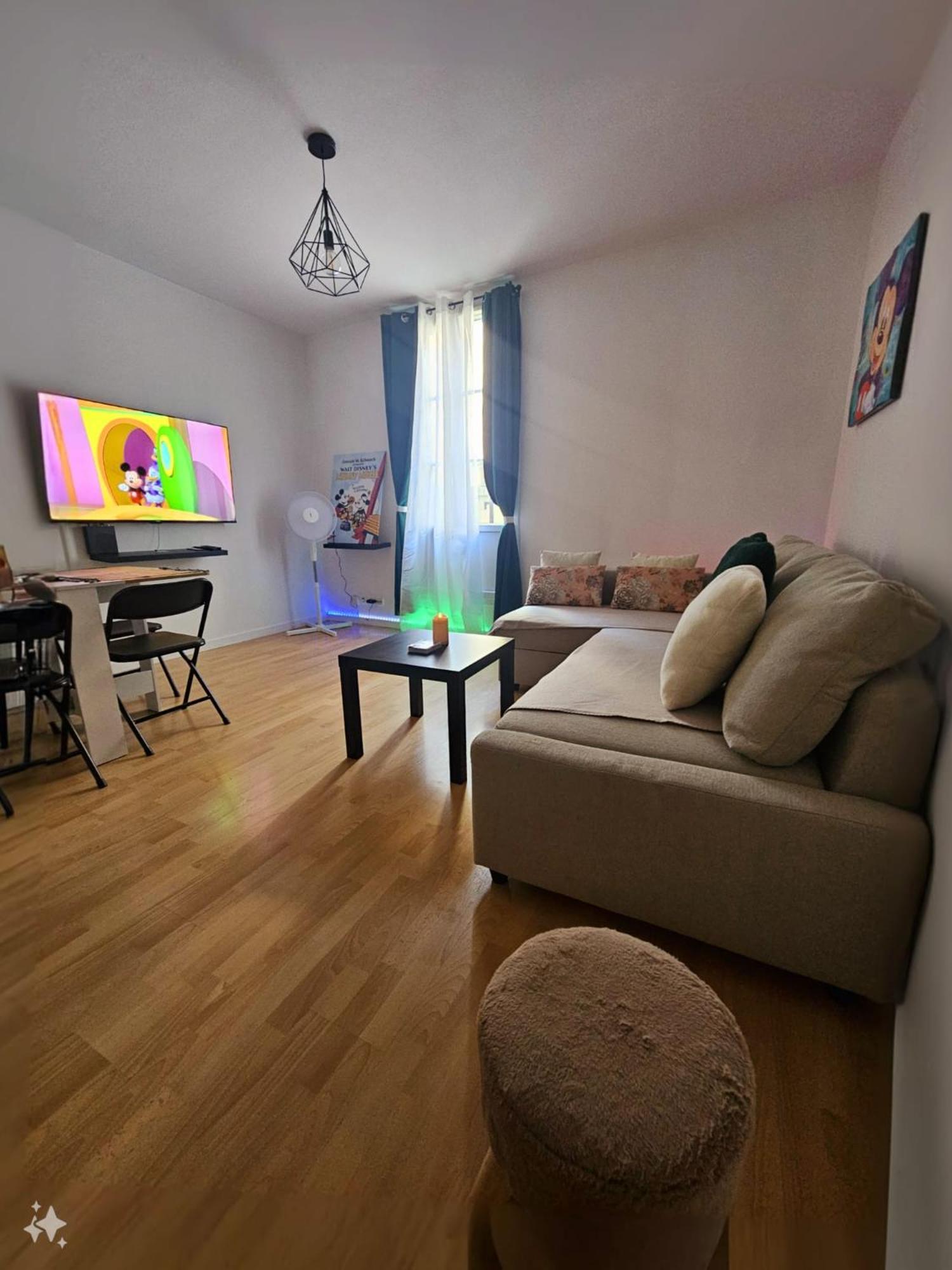 Magique Home Disney Serris Bagian luar foto